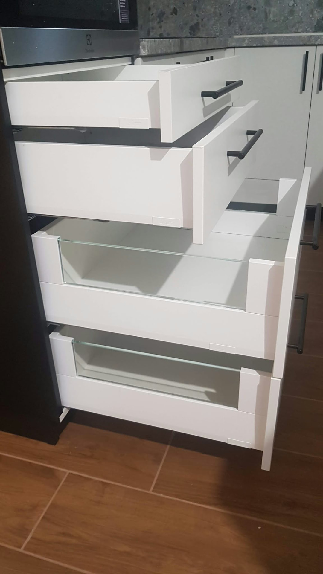 Konyhai fiókos tárolás – saját munkám